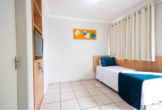 Diroma Fiori - Hoteis Com Roupa De Cama --- Destinos Combinados Turismo Калдас-Новас Экстерьер фото